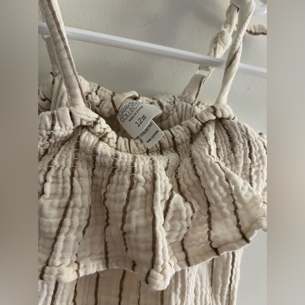 Grayson Collective Muslin Baby Romper 12M Neutral Ruffle Strap Cotton Gauze - Picture 2 of 3